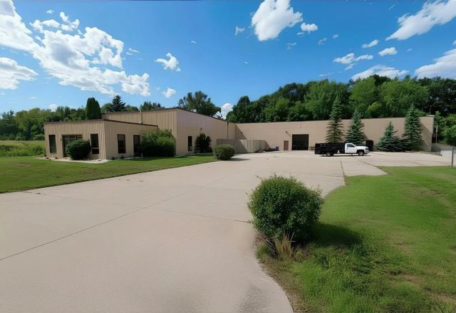 N60w15200 Bobolink Ave, Menomonee Falls