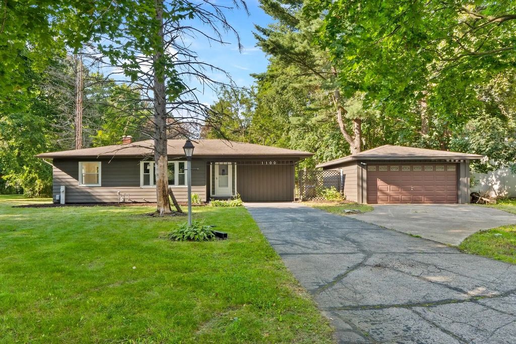 1100 97th St, Pleasant Prairie
