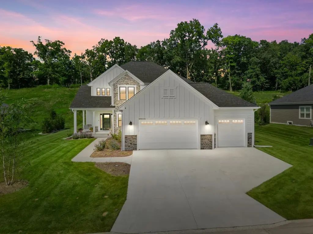 N69w23598 Donna Dr N, Sussex