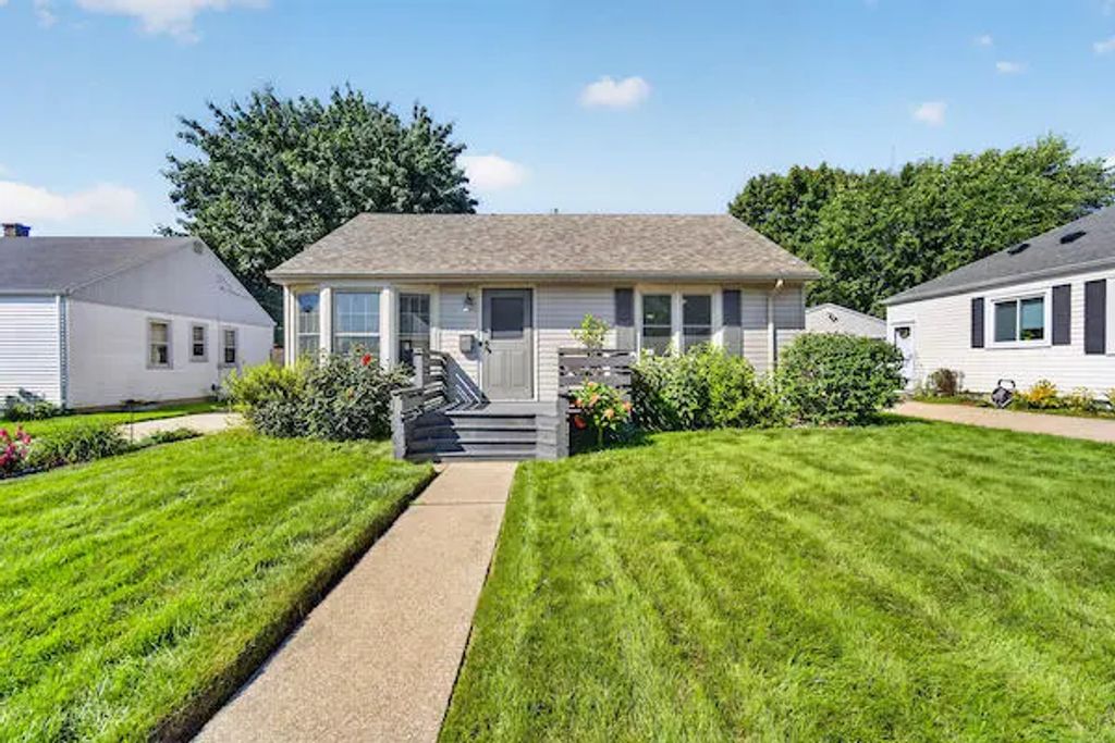 1728 Russet St, Racine