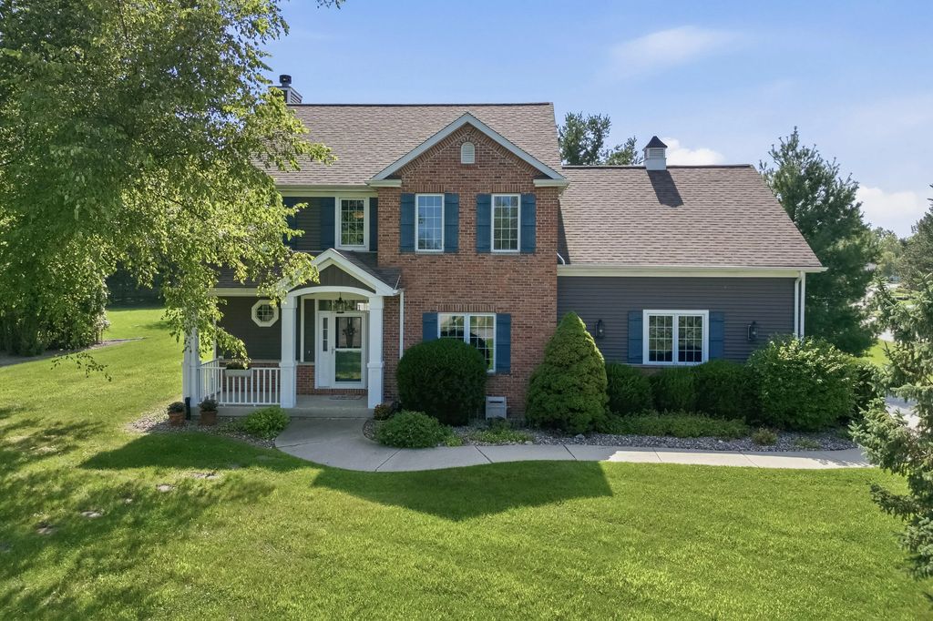 413 Lakewood Dr, Williams Bay