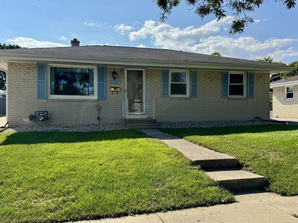 7954 47th Ct, Kenosha