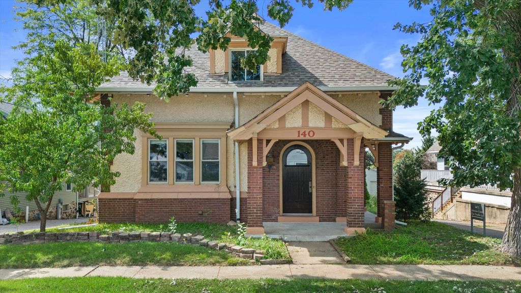 140 N Watertown St, Johnson Creek