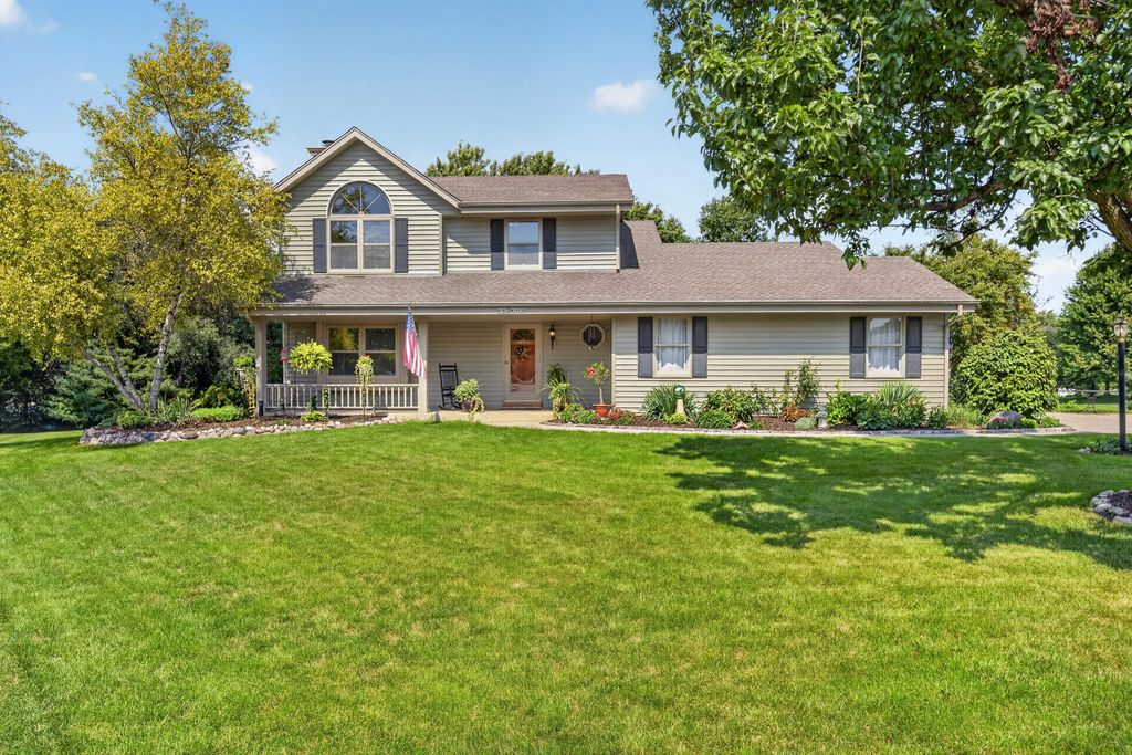 N103w16730 Calico Ct, Germantown