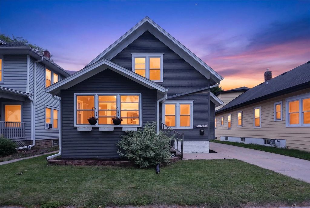 1729 Deane Blvd, Racine