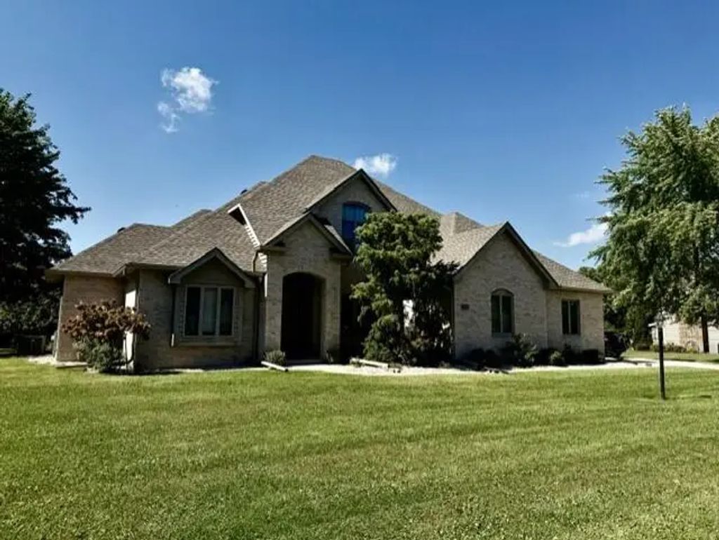 5316 Piper Ln, Mount Pleasant