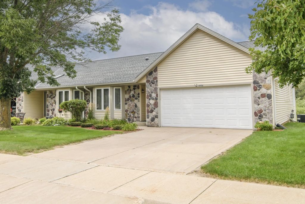 3004 Valley Ave, West Bend