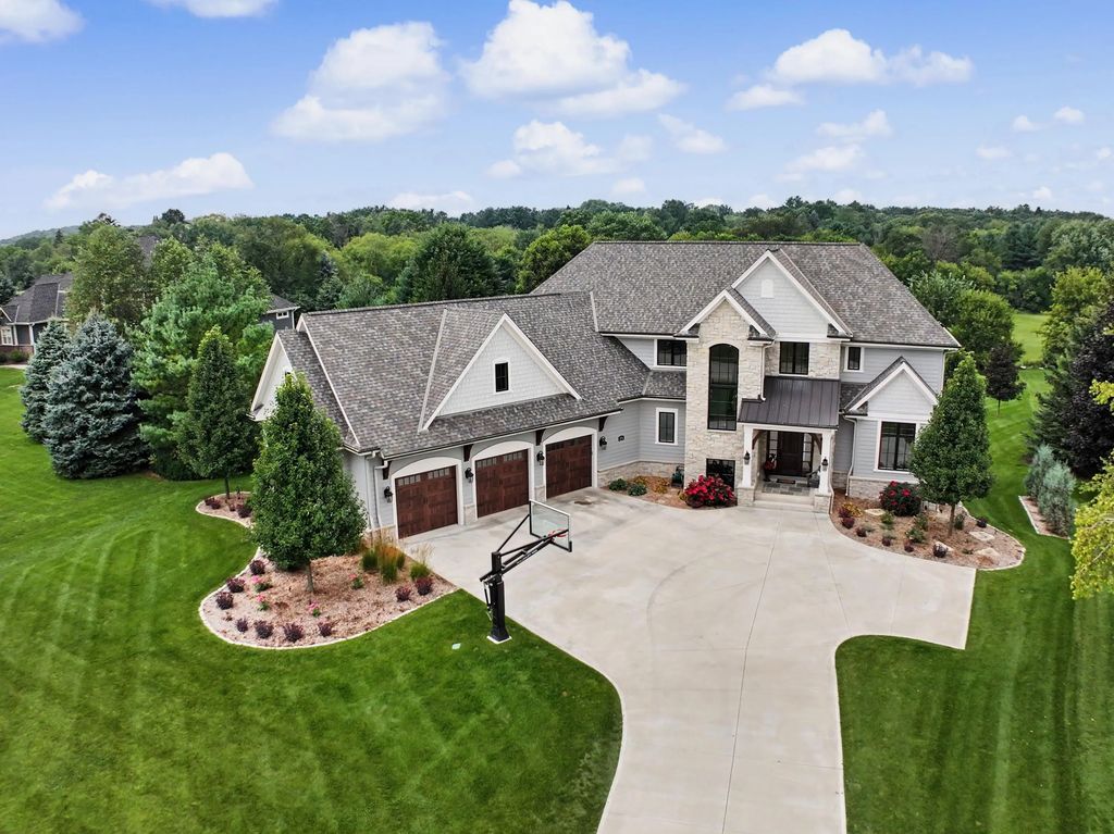 254 Legend Heights Ct, Wales