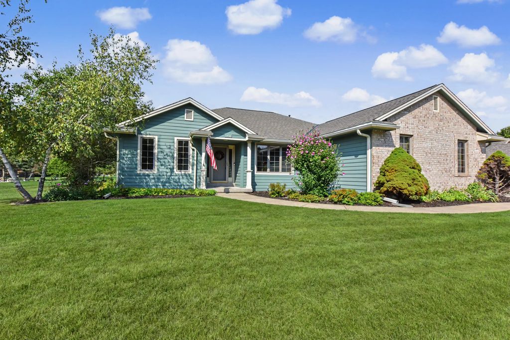1508 Mackenzie Ln, Oconomowoc
