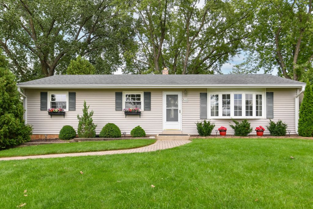W192n5046 One Mile Rd, Menomonee Falls