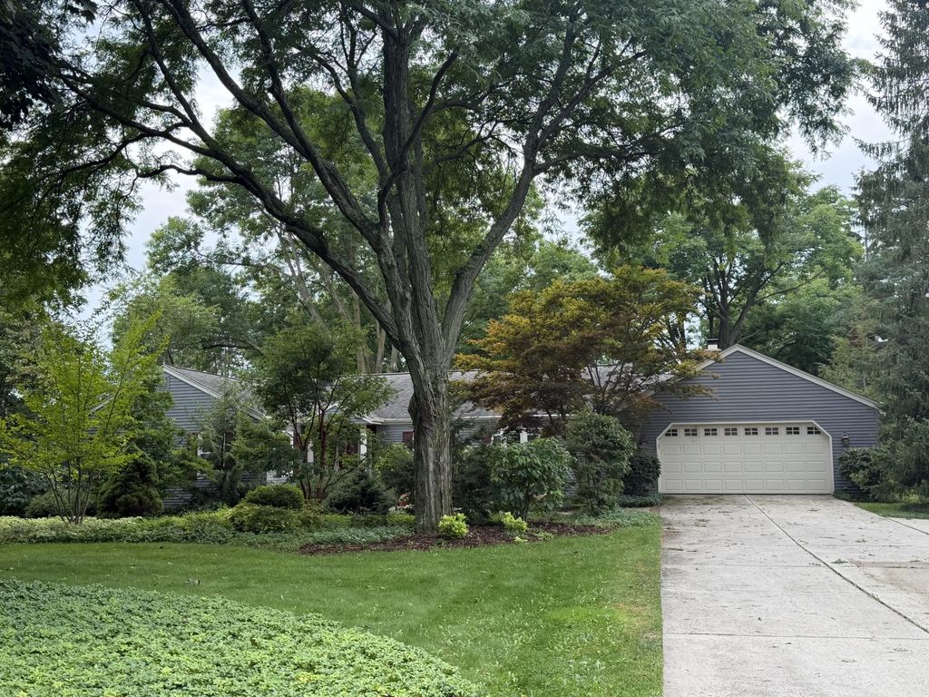 11453 N Riverland Rd, Mequon