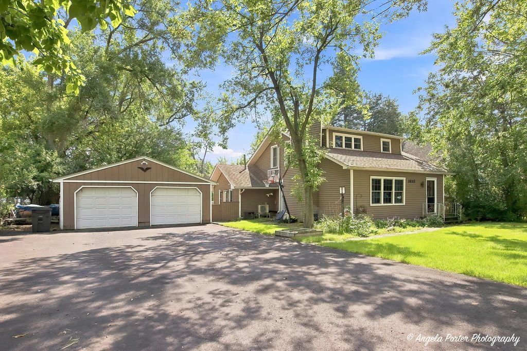 28317 107th Pl, Salem Lakes