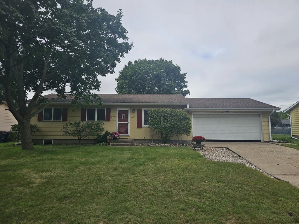 633 12th Ave N, Onalaska