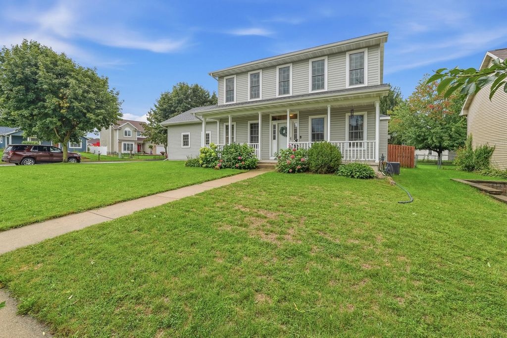 141 Sauthoff Rd, Madison