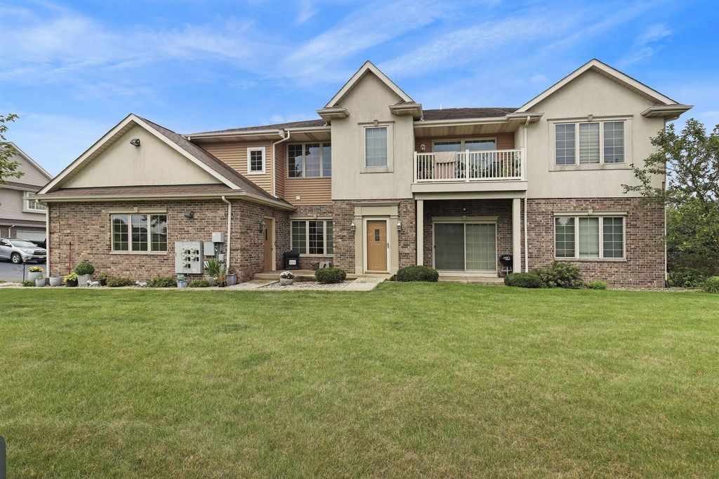 7156 Parkside Ln 141, Mount Pleasant