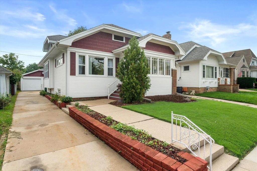 3709 Haven Ave, Racine
