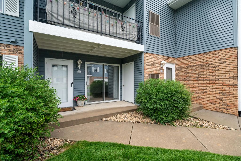 6507 Spring St 102, Mount Pleasant