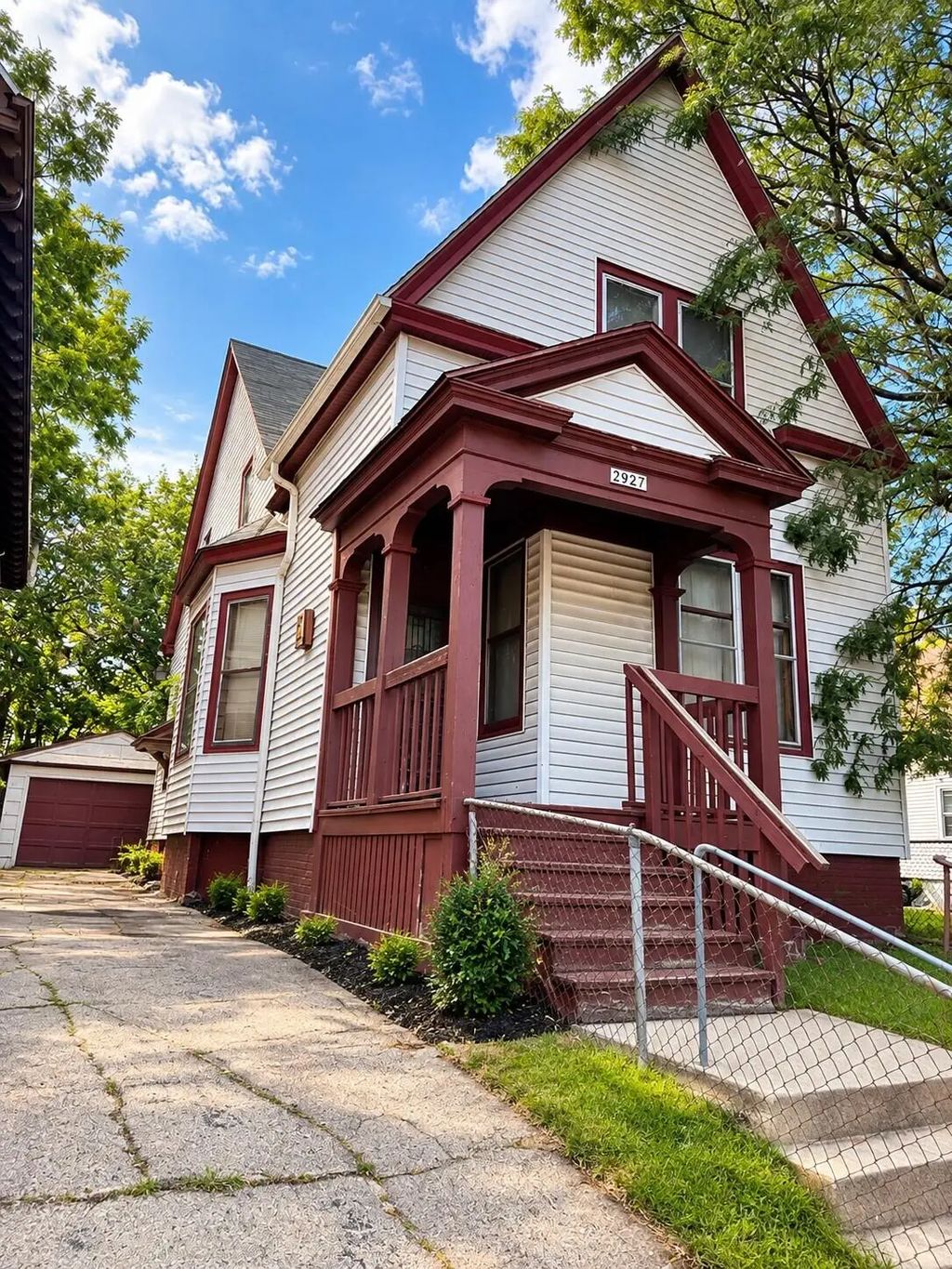 2927 N 12th St, Milwaukee