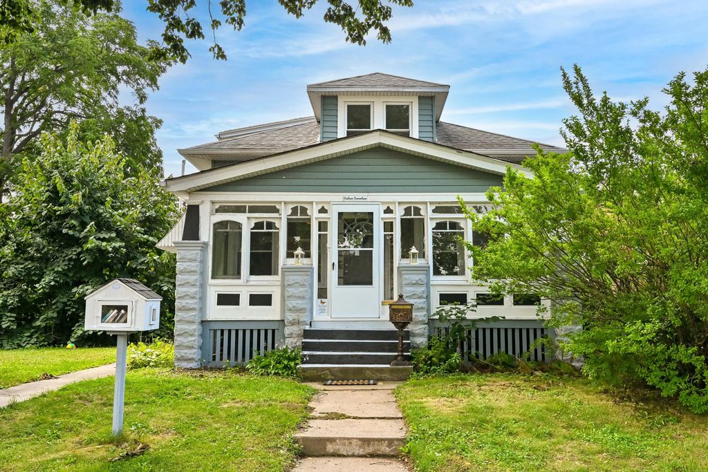 1617 Milwaukee Ave, South Milwaukee