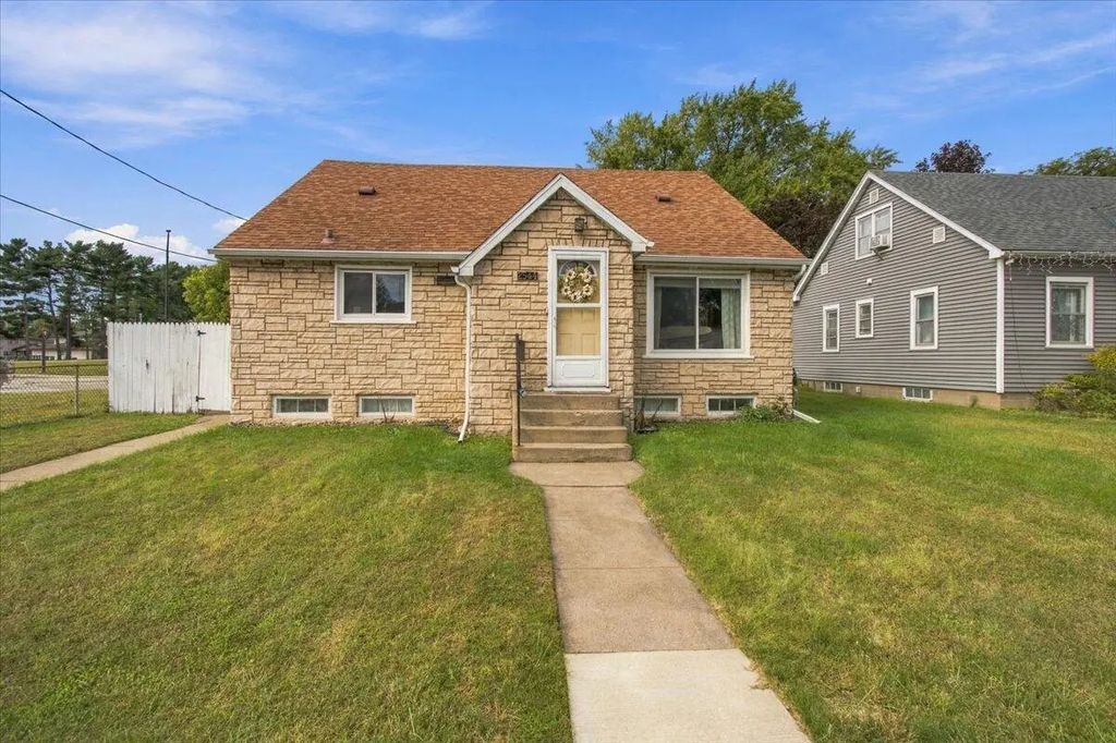 2544 S 16th St, La Crosse