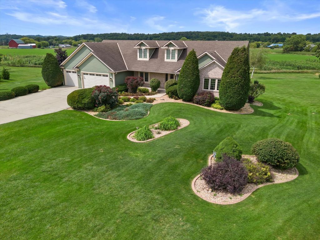 4585 Cathedral Ct, Richfield