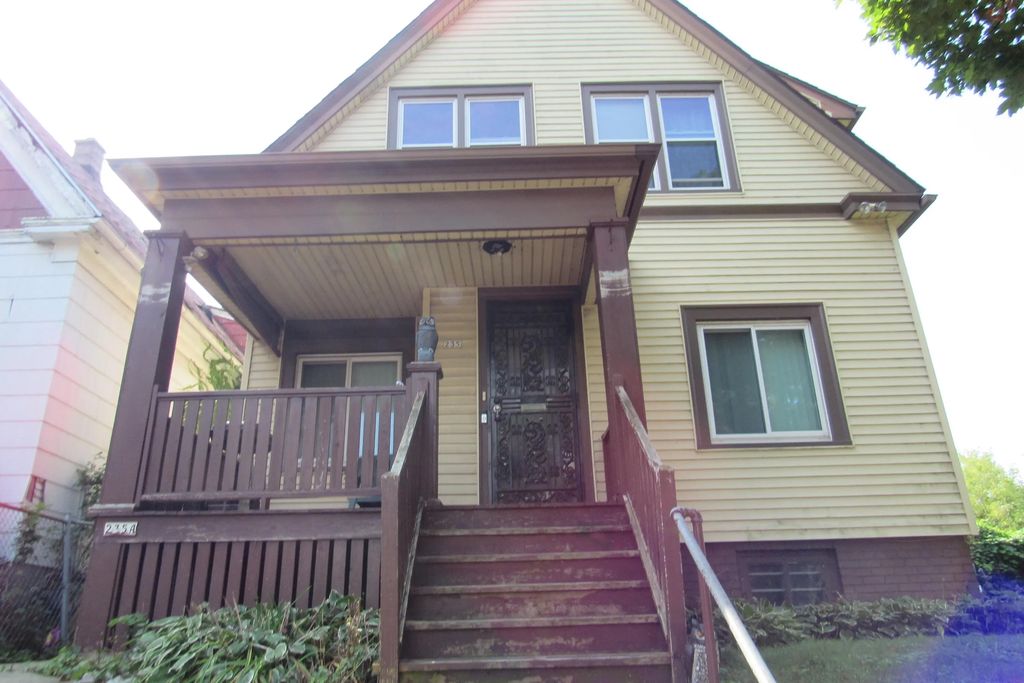 235 E Burleigh St, Milwaukee