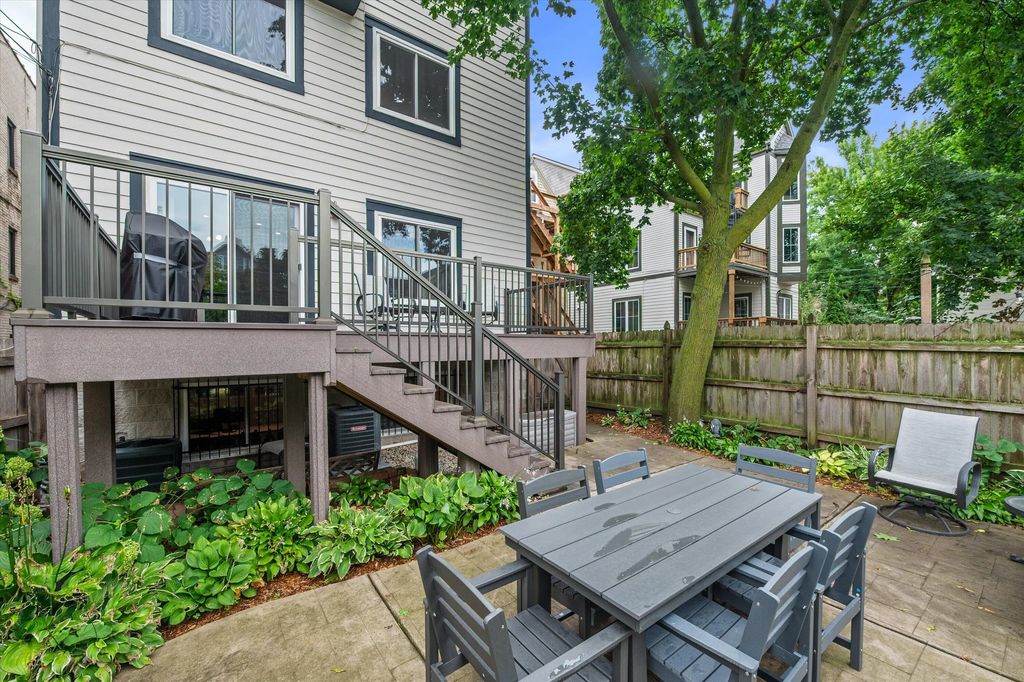 1523 N Marshall St, Milwaukee