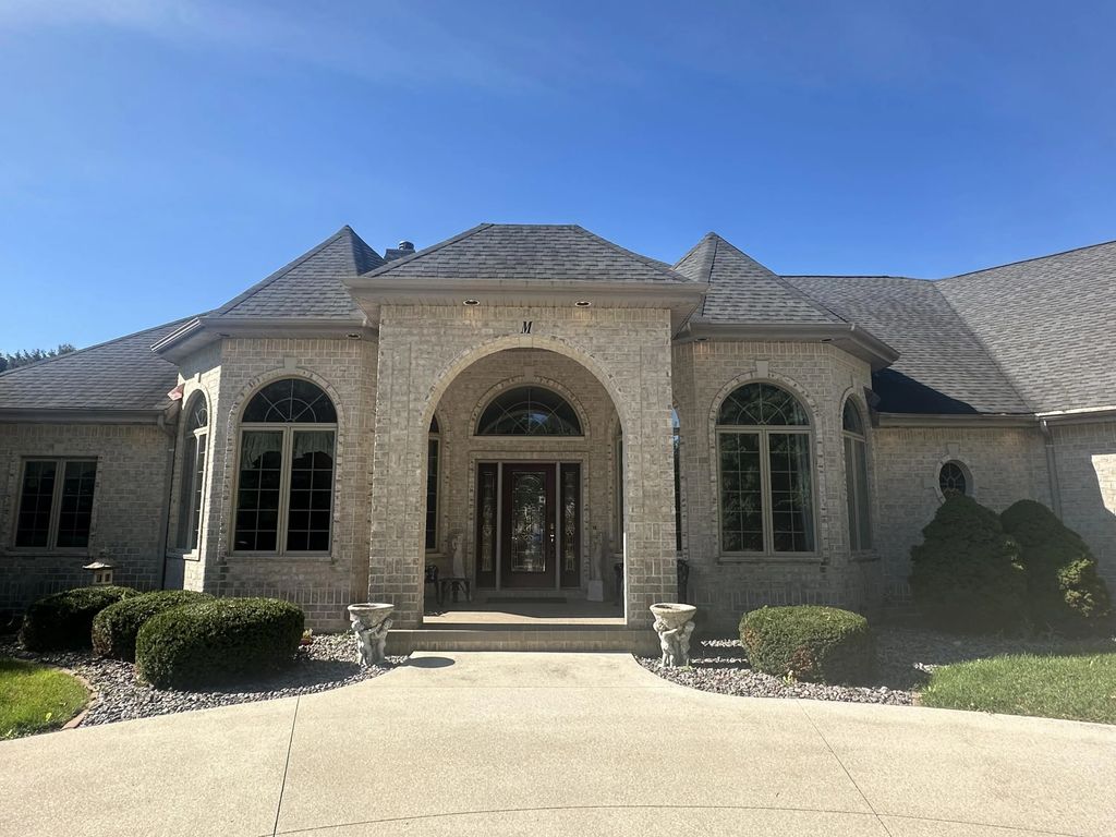 3505 Edgewood Rd, Manitowoc