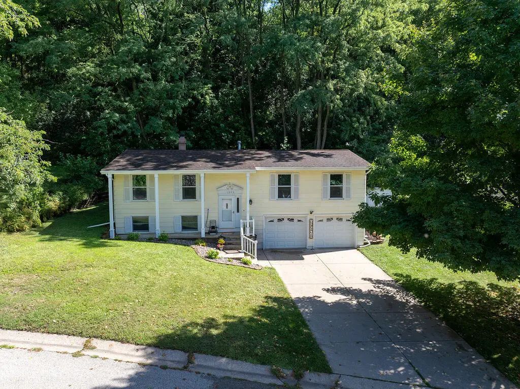 1026 Glen Echo Rd, Winona