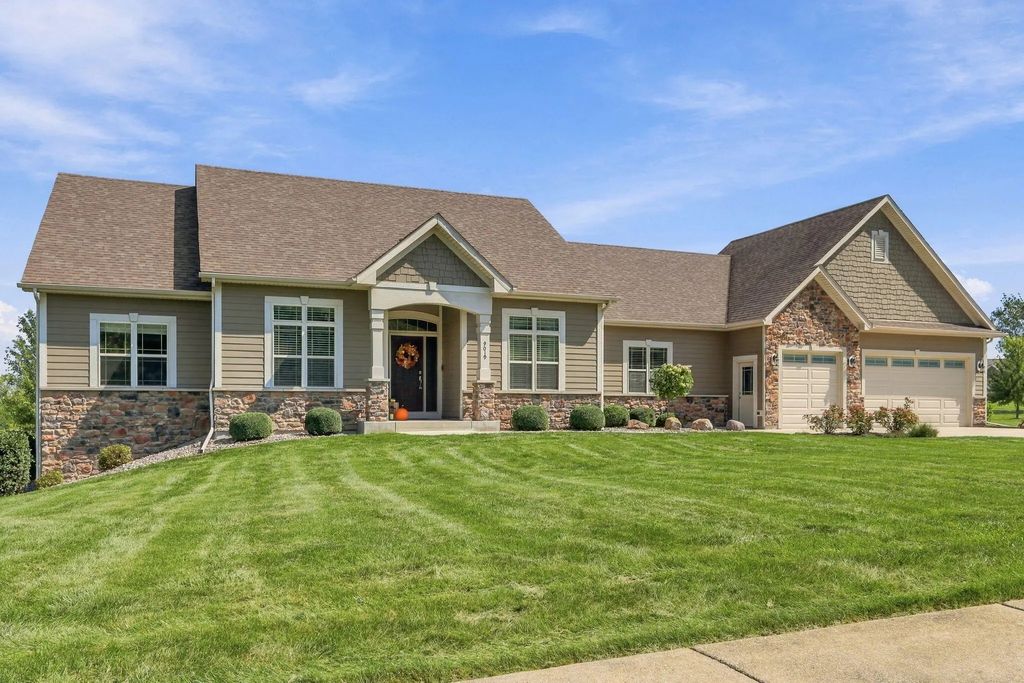 9019 225th Ave, Salem Lakes