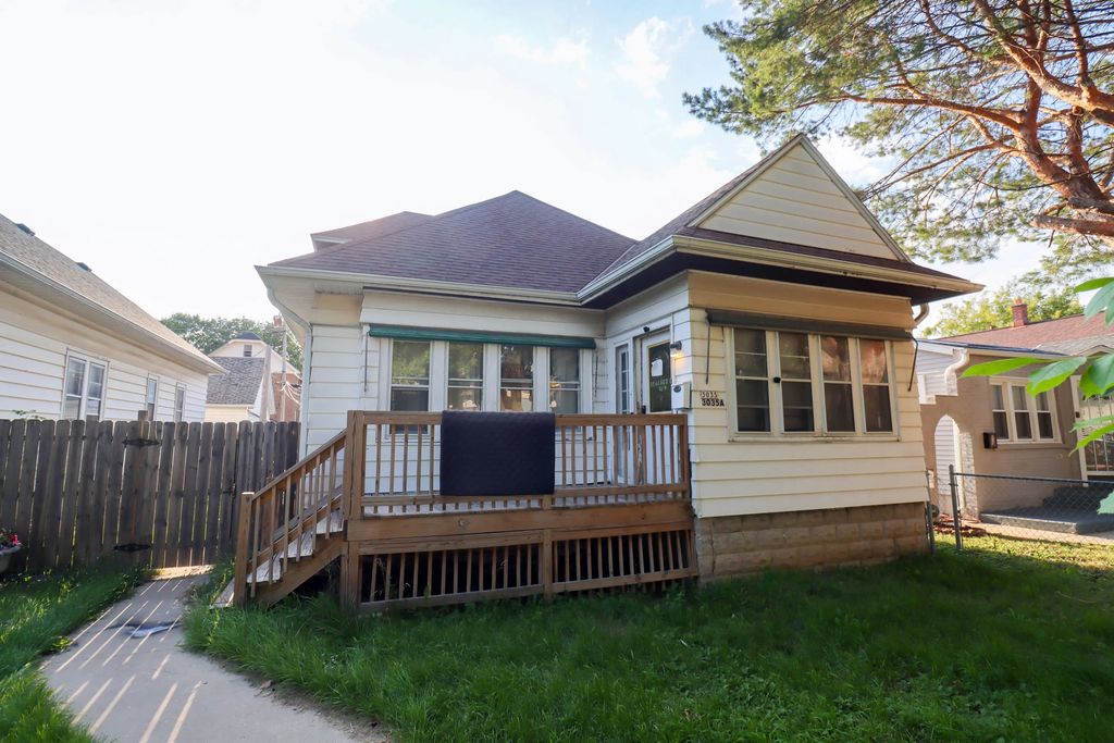 3035 N 52nd St, Milwaukee