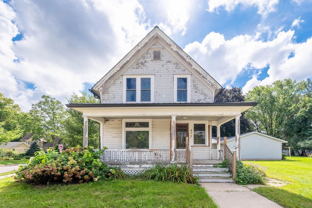 224 Mulberry St, Lake Mills