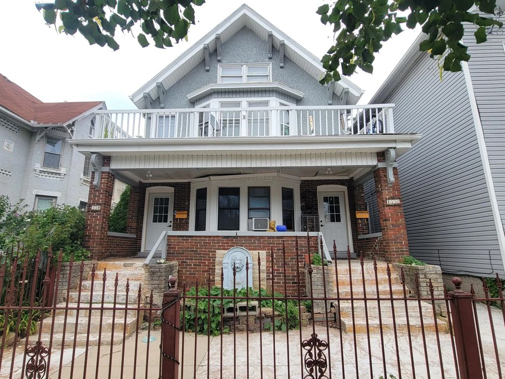1550 S 10th St 1552, Milwaukee