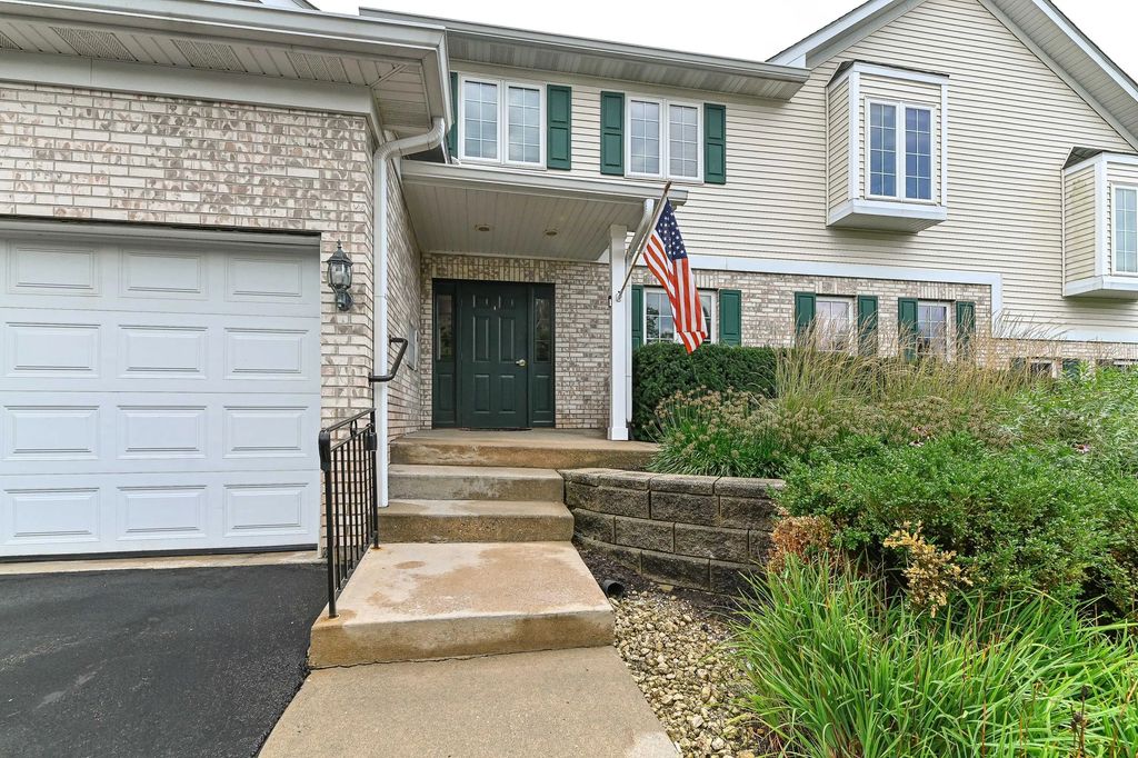 91 Potawatomi Rd G1, Williams Bay