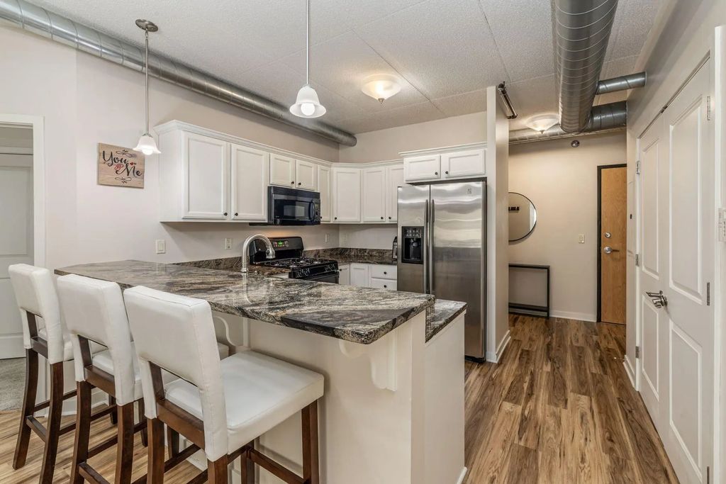 102 N Water St 208, Milwaukee