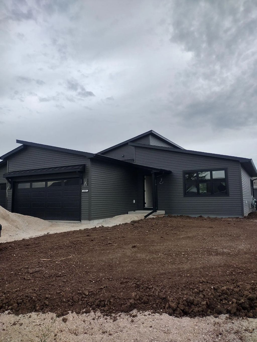1507 Alpine Cir, North Fond Du Lac