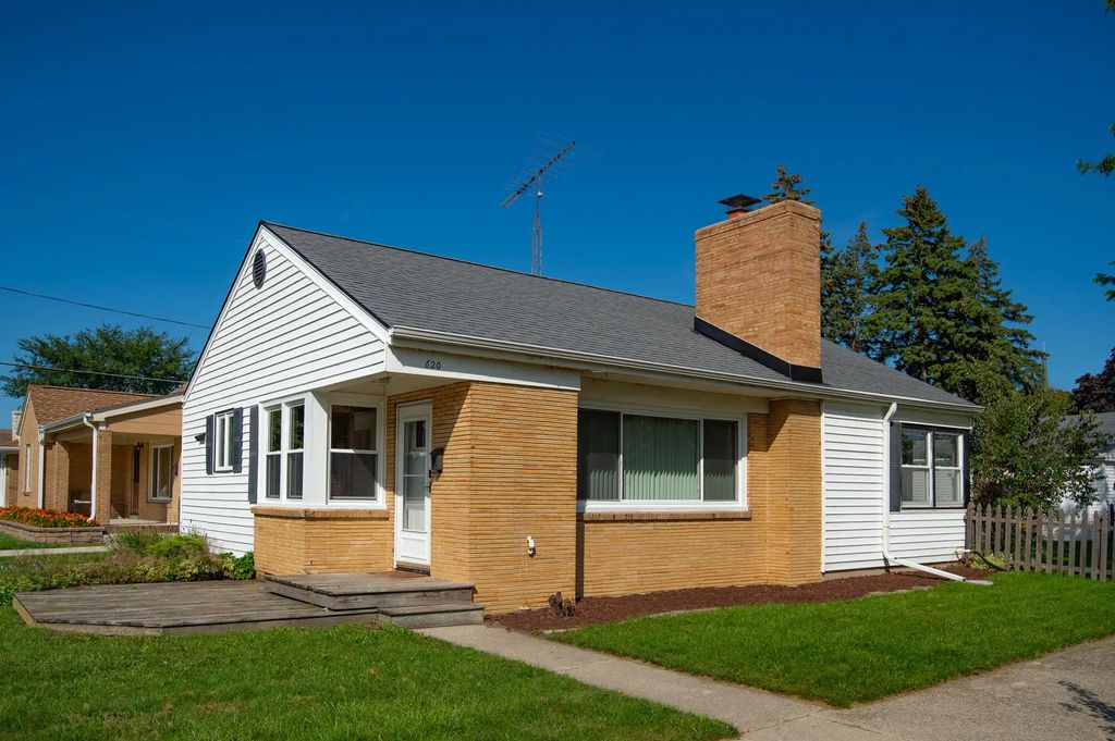 620 Melvin Ave, Racine