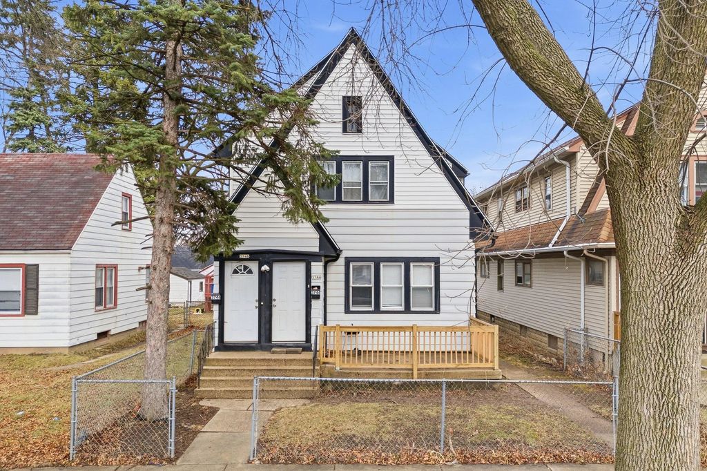 3744 N 39th St 3746, Milwaukee