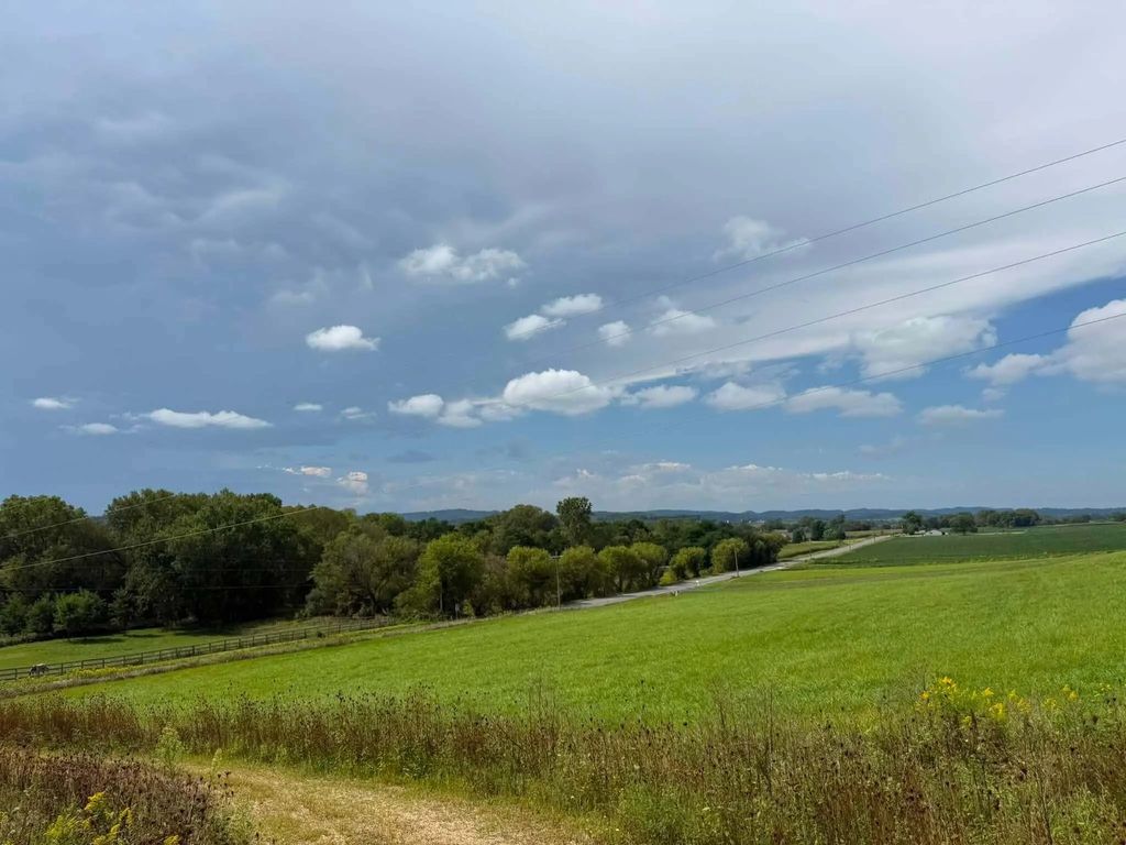 W4226 County Road T -, Farmington