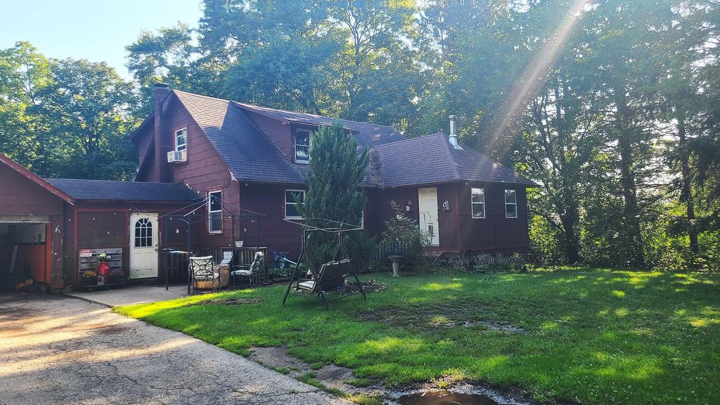 13211 Wilmot Rd, Bristol
