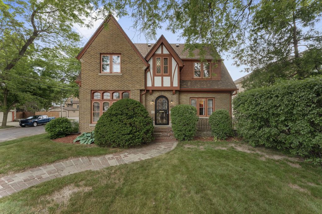 3303 N Sherman Blvd, Milwaukee
