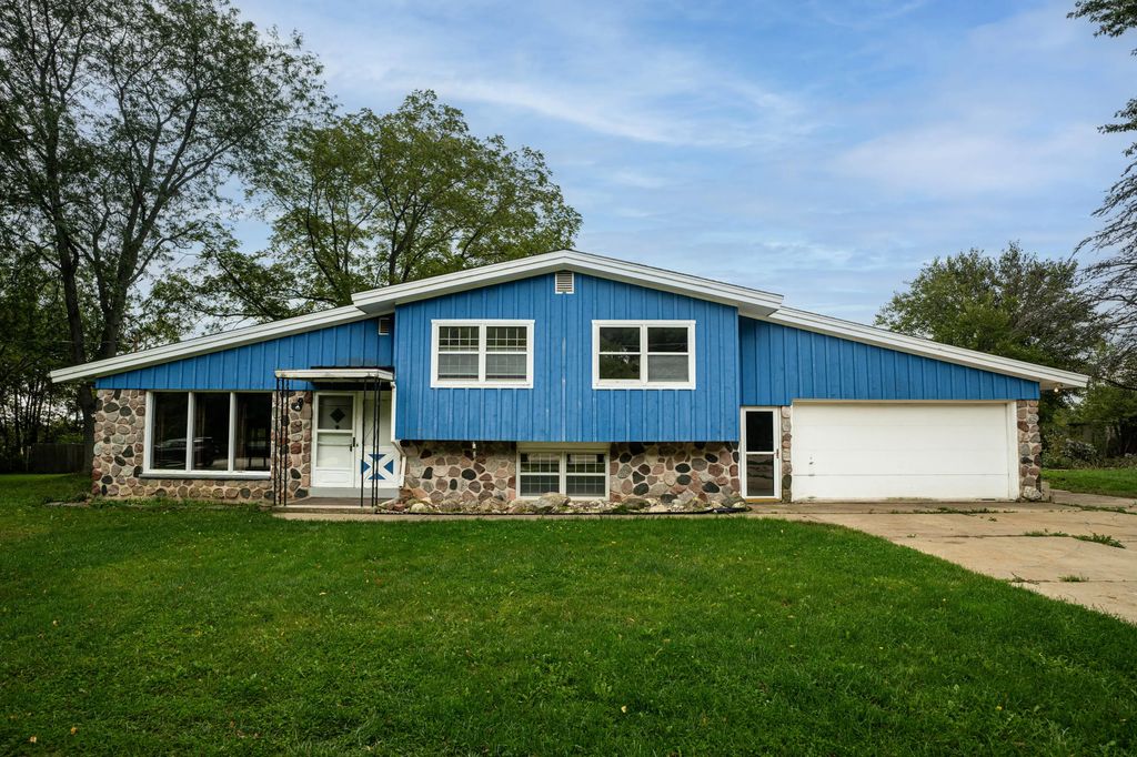 4703 7 Mile Rd, Caledonia