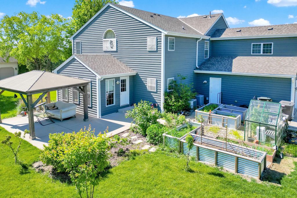 S25w29201 Cambrian Rdg, Genesee