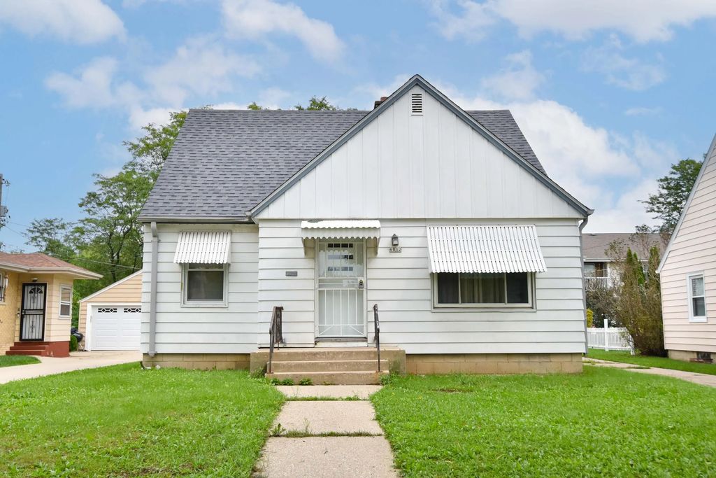6042 N 35th St, Milwaukee