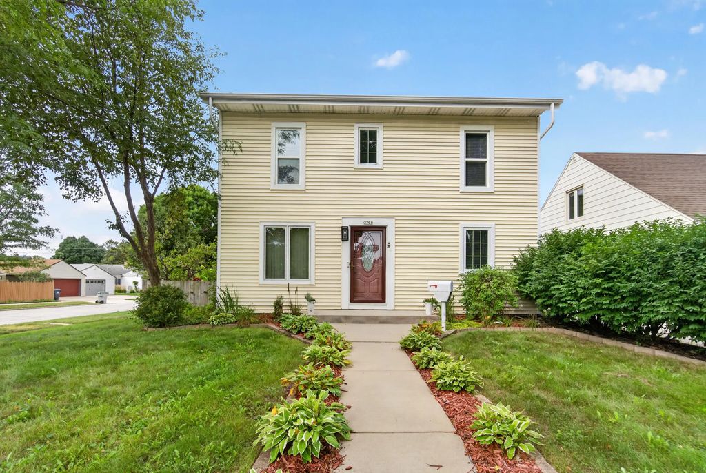 3701 N 97th St, Milwaukee
