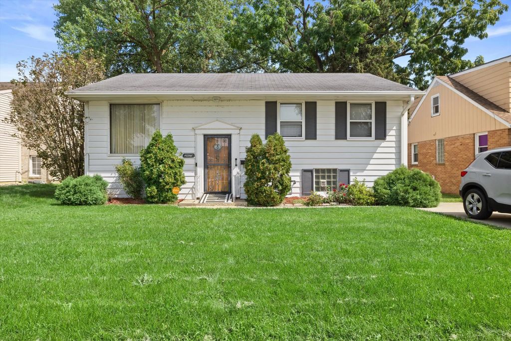 3925 31st Ave, Kenosha