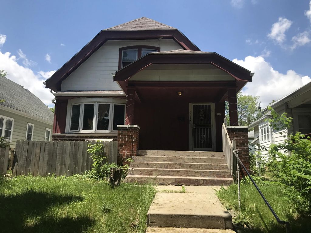 3763 N 10th St, Milwaukee