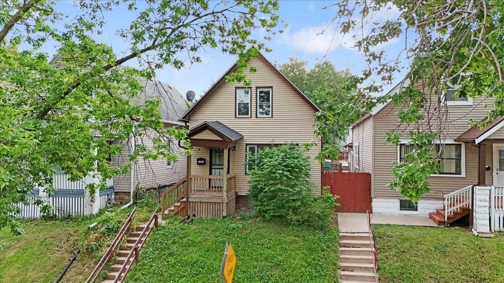1003 S 31st St, Milwaukee
