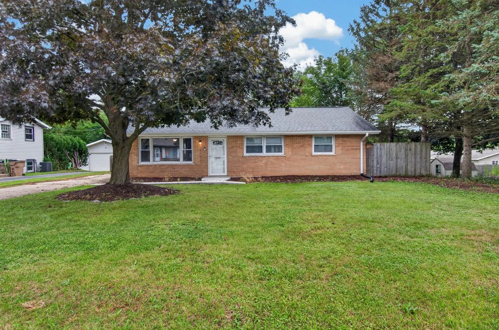 12515 41st Ave, Pleasant Prairie