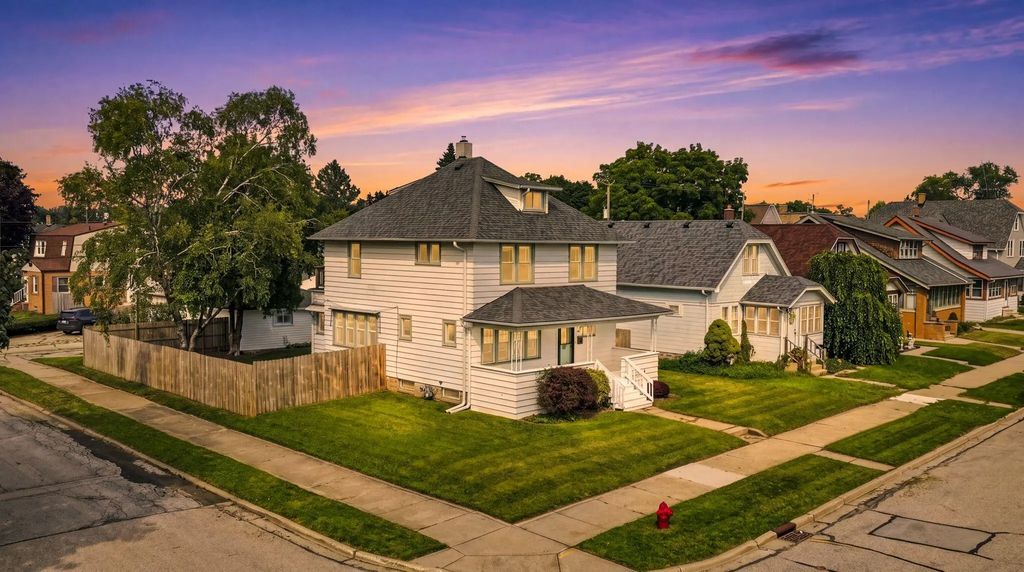 626 Madison Ave, South Milwaukee